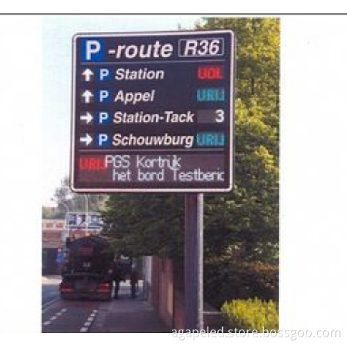 High Definition Scrolling Outdoor Digital LED Traffic Message Signs Installed on Highways